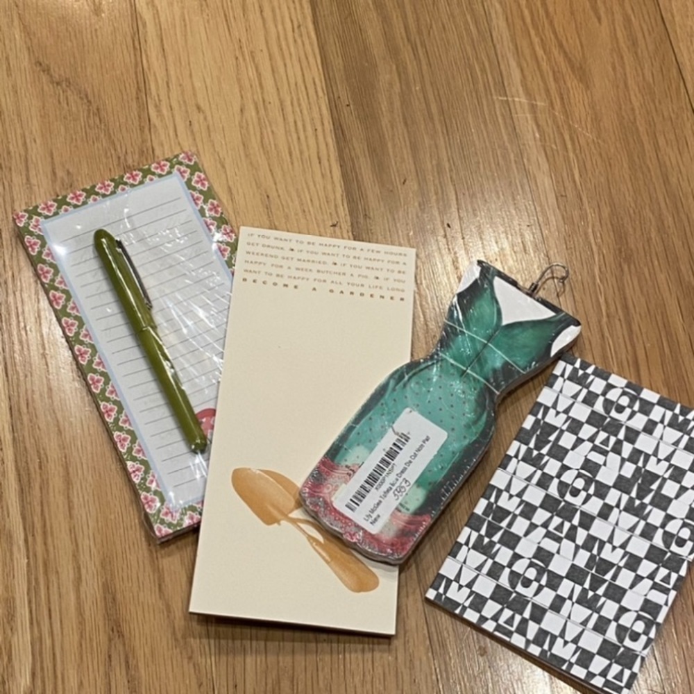 NWT a bundle of 4 notepads